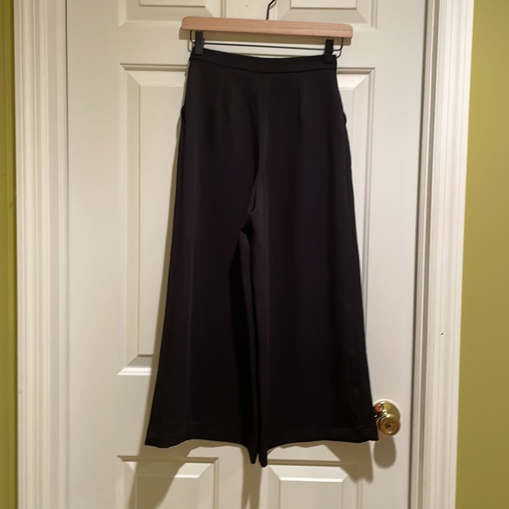 Aritzia Wilfred Wide Leg Cropped Pant - Size 00 - Picture 2 of 4